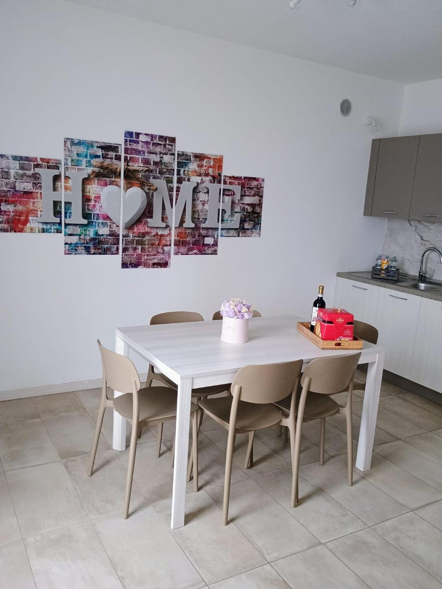 Casa Viola Lazise Lago E Relax! Экстерьер фото